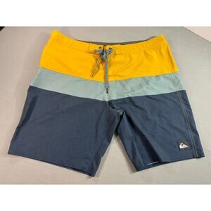 Quiksilver Highline Boardshorts Mens Colorblock Swim Surf Trunks Size 32